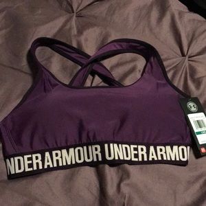 Brand new Underarmour sports bra in lovely purple